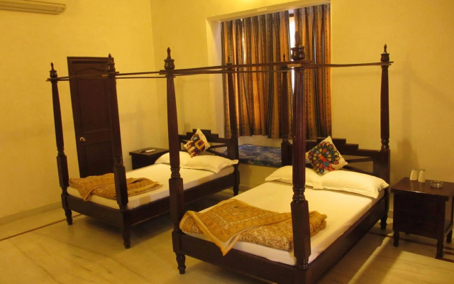 Hotel Boheda Palace