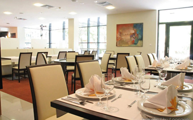 Impiq Hotel