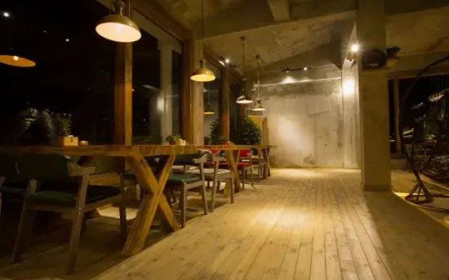 ZhulinShanshe Hotel