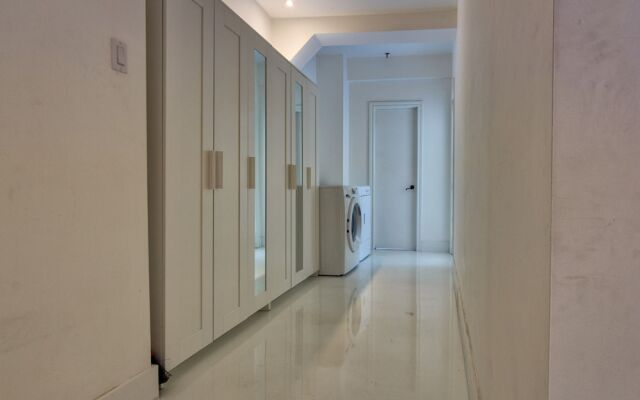 Modern 2BR in Trendy Plateau by Namastay