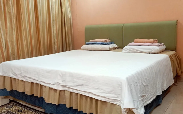 OYO Home 90725 Harmony Silk