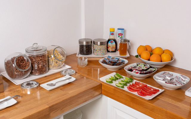 Nana Angela Apartments