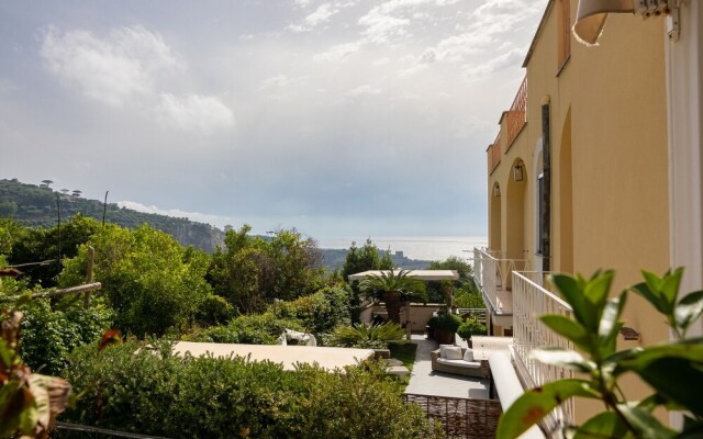 Faraglioni di Sorrento