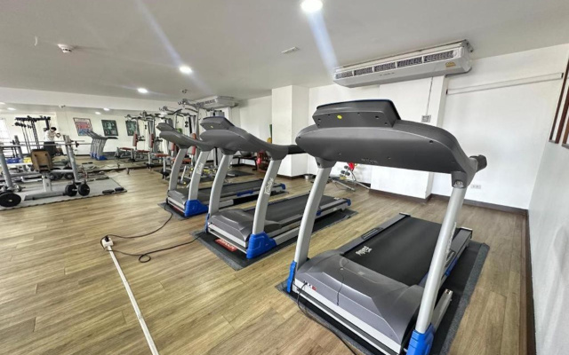J - Town Serviced Apartments