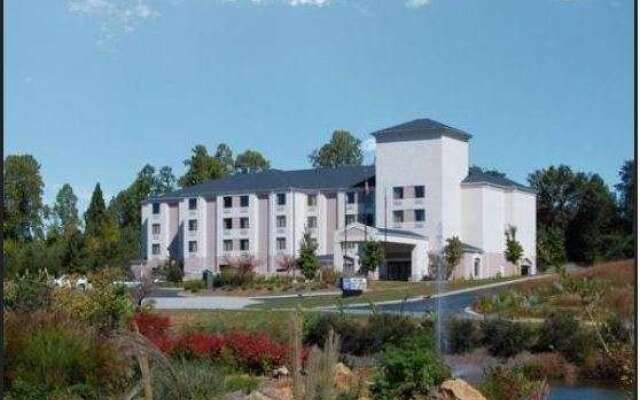 Baymont by Wyndham Mooresville