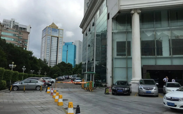 Elan Hotel Zhuhai Jilin University Haibin Yuchang