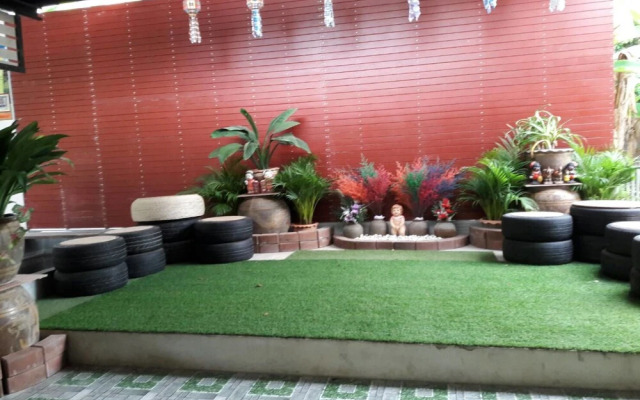 Baan Raiplaysoi Homestay