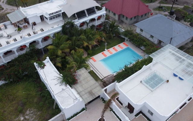 Paje White House