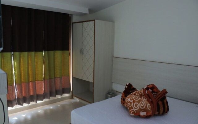 Hotel Mid Town