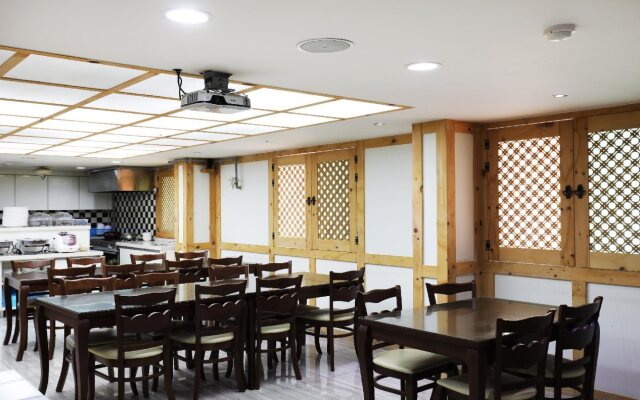 Joy Plus Hotel