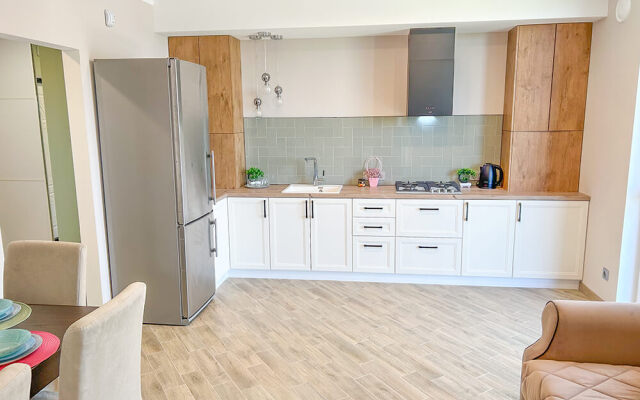 Sun City Apartments 18 на Олимпийском бульваре 4