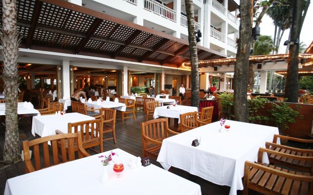 Sunset Beach Resort
