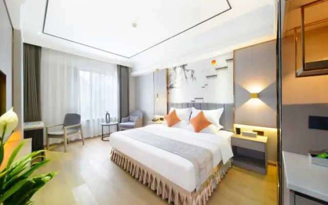 Moonlight Impression Hotel