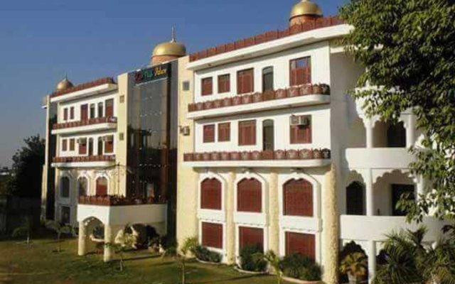 Flagship Ranibagh Palace