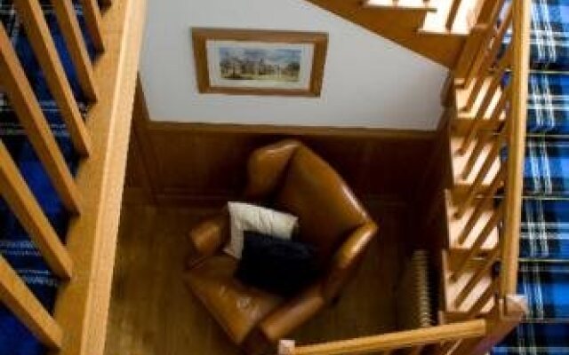 Kinburn Guest House