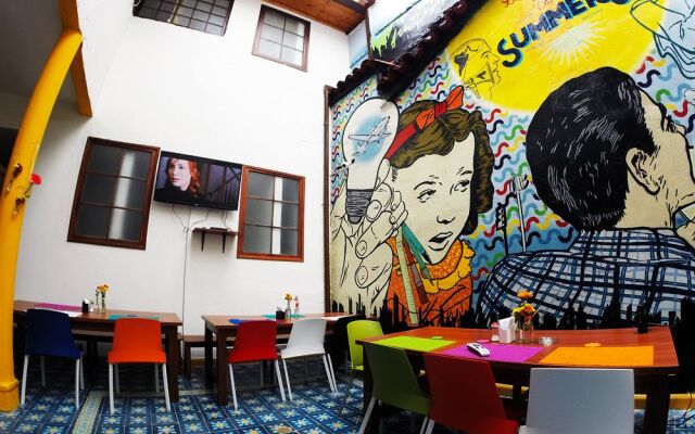 Graffiti Hostel Bogota