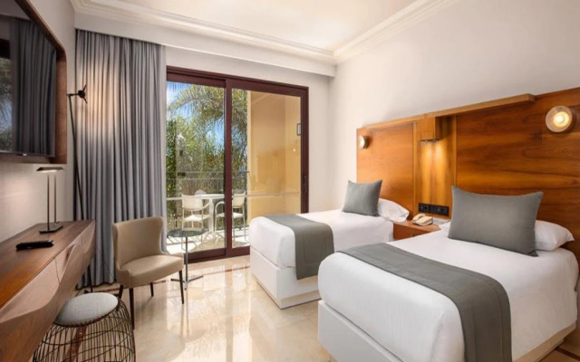 Unique Club at Lopesan Costa Meloneras Resort