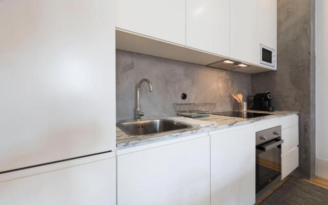 Lovelystay - Dirk Apartment Almada 3º T