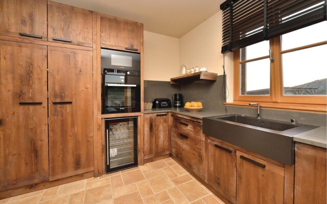 Amazing Home in Jadrija with Hot Tub, Sauna & 4 Bedrooms