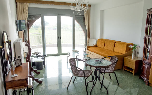 IonionStar Hotel