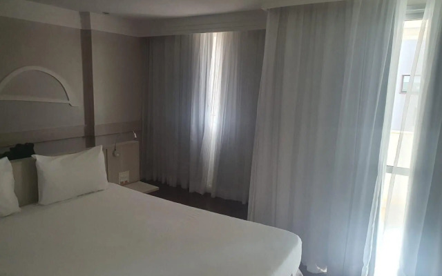 Mercure Hotel Flat Particular