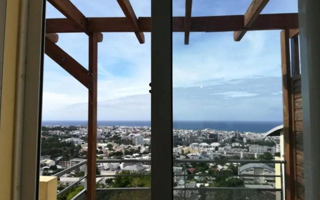 joli studio vue mer
