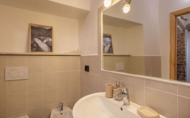 Apartment Adelasia Cisano sul Neva