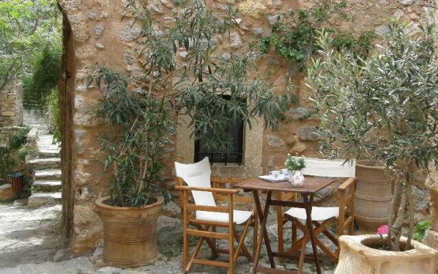 Alkmini Monemvasia Castle House