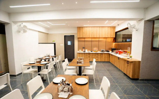 Sunrise Business Hotel