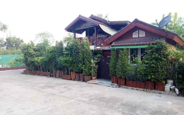 Ruenthip Homestay