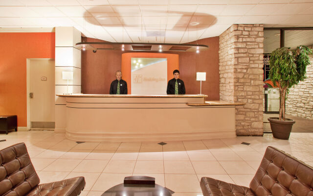 Holiday Inn Manhattan at the Campus by IHG