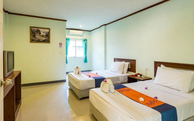 Khunyuw Hotel