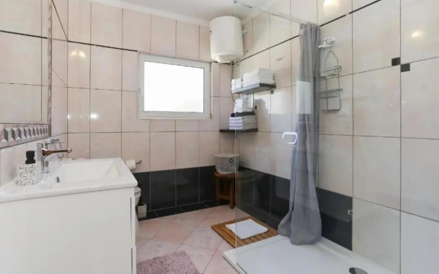 Apartments by the sea Okrug Gornji, Ciovo - 18798