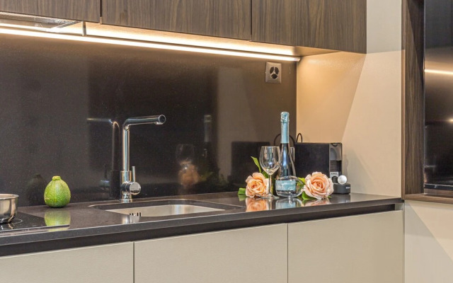 Icon H 304 Suite Micro-living