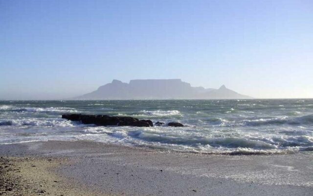 Cape Town Sea More - Express Tours and Guesthouse