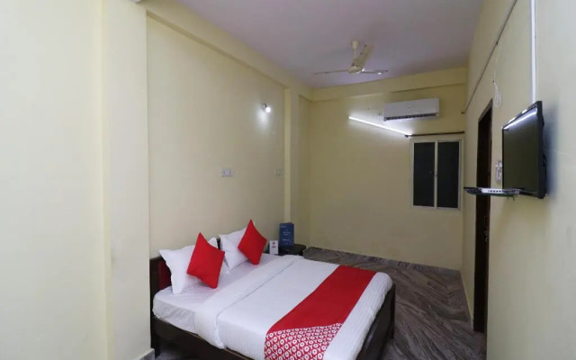 Hotel Om Sai Plaza By OYO Rooms