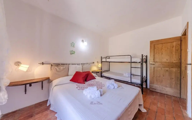 Farmhouse in Carpegna With Private Pool