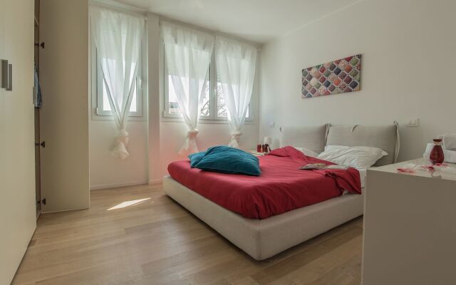 Santa Sofia Apartments