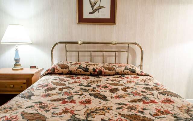 Rodeway Inn Akron
