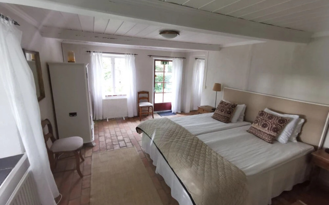 Östangård Bed & Breakfast