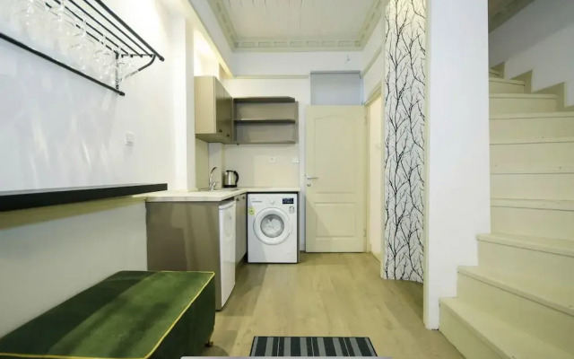 Stylish Triplex House Balat