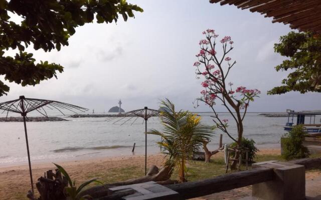 Sea Sand House Resort