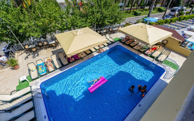 Karen Hotel