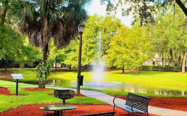 Thematic 4 bdr Near Disney-22101