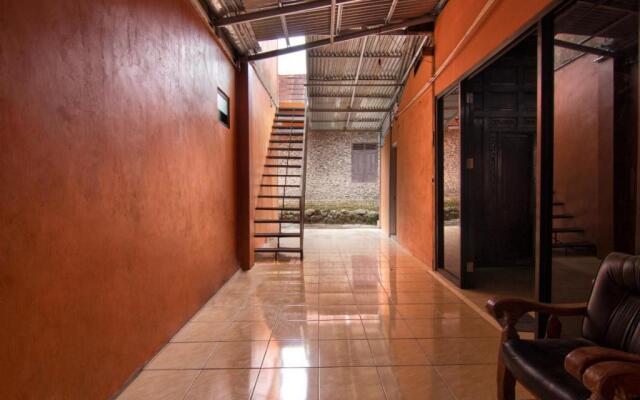 OYO 2162 Pondok Wisata Sri Widodo