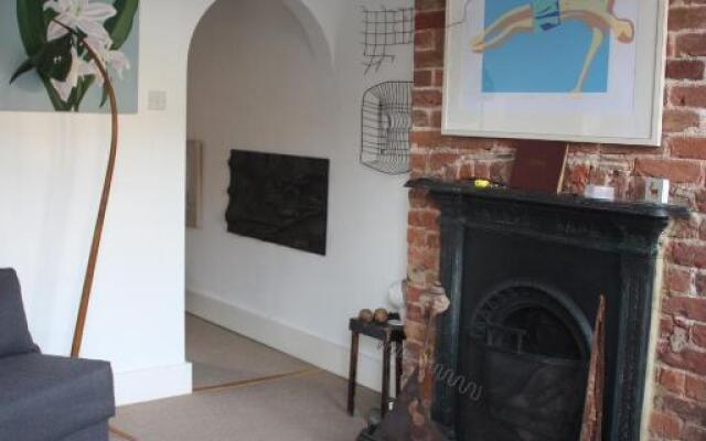 Whitstable Tree House Retreat