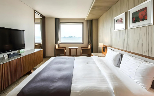 Shangria Beach Tourist Hotel