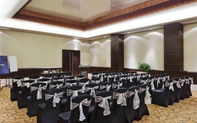 Novotel Mumbai Juhu Beach Hotel