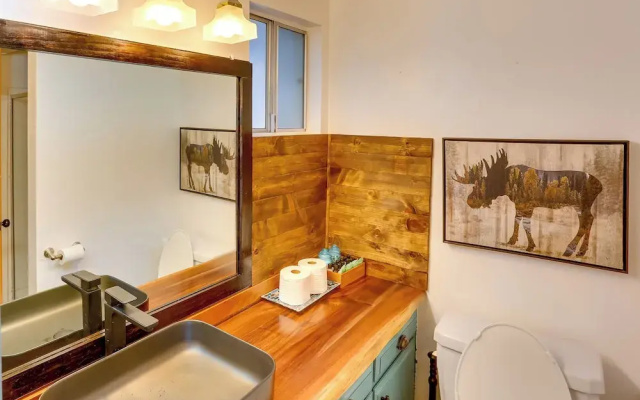 A-frame Home w/ 3 Decks & Lake Arrowhead Views!