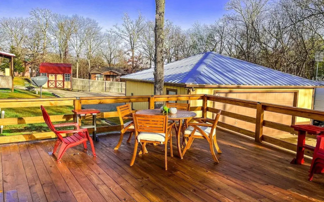 Reel Inn and Lodge